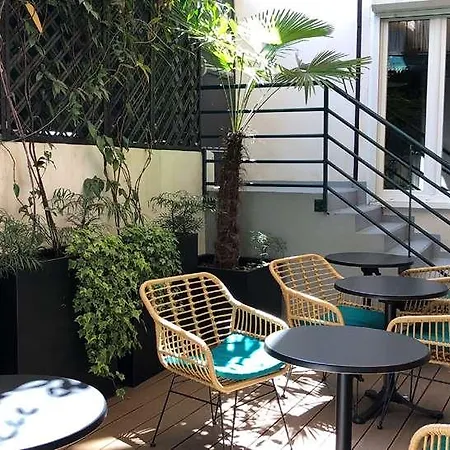 Apolonia Montmartre, Sure Collection By Bw Paris