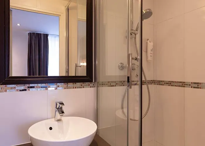 Hotel Apolonia Montmartre, Sure Collection By Bw *