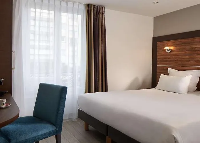 Apolonia Montmartre, Sure Collection By Bw Hotel Paris