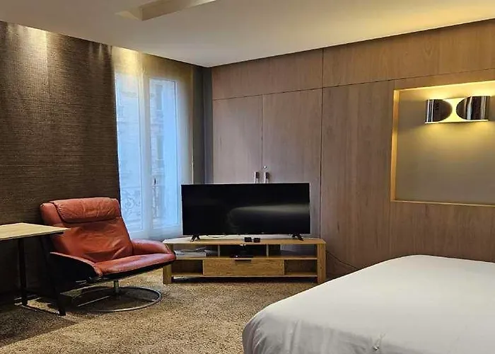 Apolonia Montmartre, Sure Collection By Bw Hotel Paris